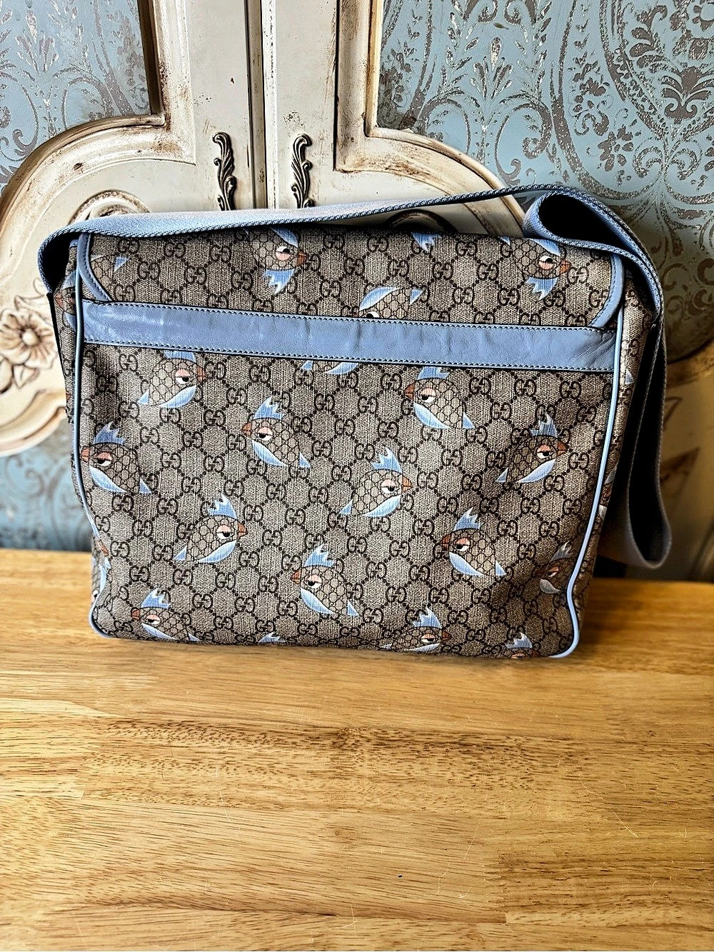 Gucci Tian GG Supreme Small Messenger Bag Brown & Blue - Picture 4 of 14